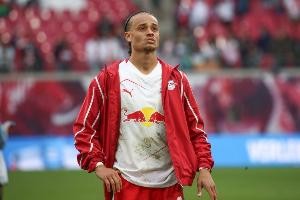 九游体育首页入口-罗马诺：哈维-西蒙斯已与热刺签约5+2年，未来几个小时官宣