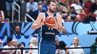 九游体育首页入口-邦加：无论东契奇体重增减皆无损其巨星本色 球队为胜利欣慰